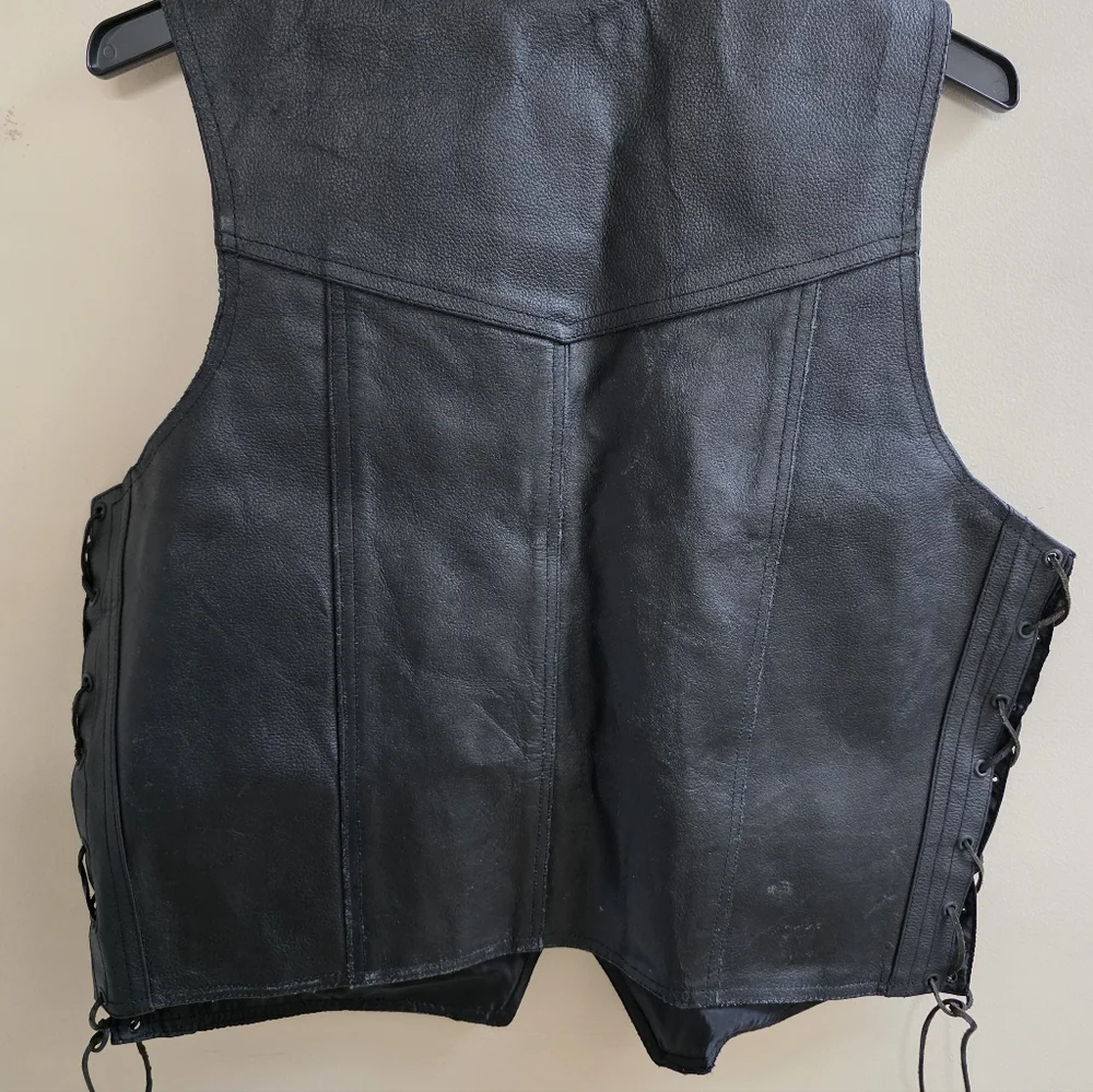 Black Leather Biker Vest Sz 48 - Picture 6 of 11